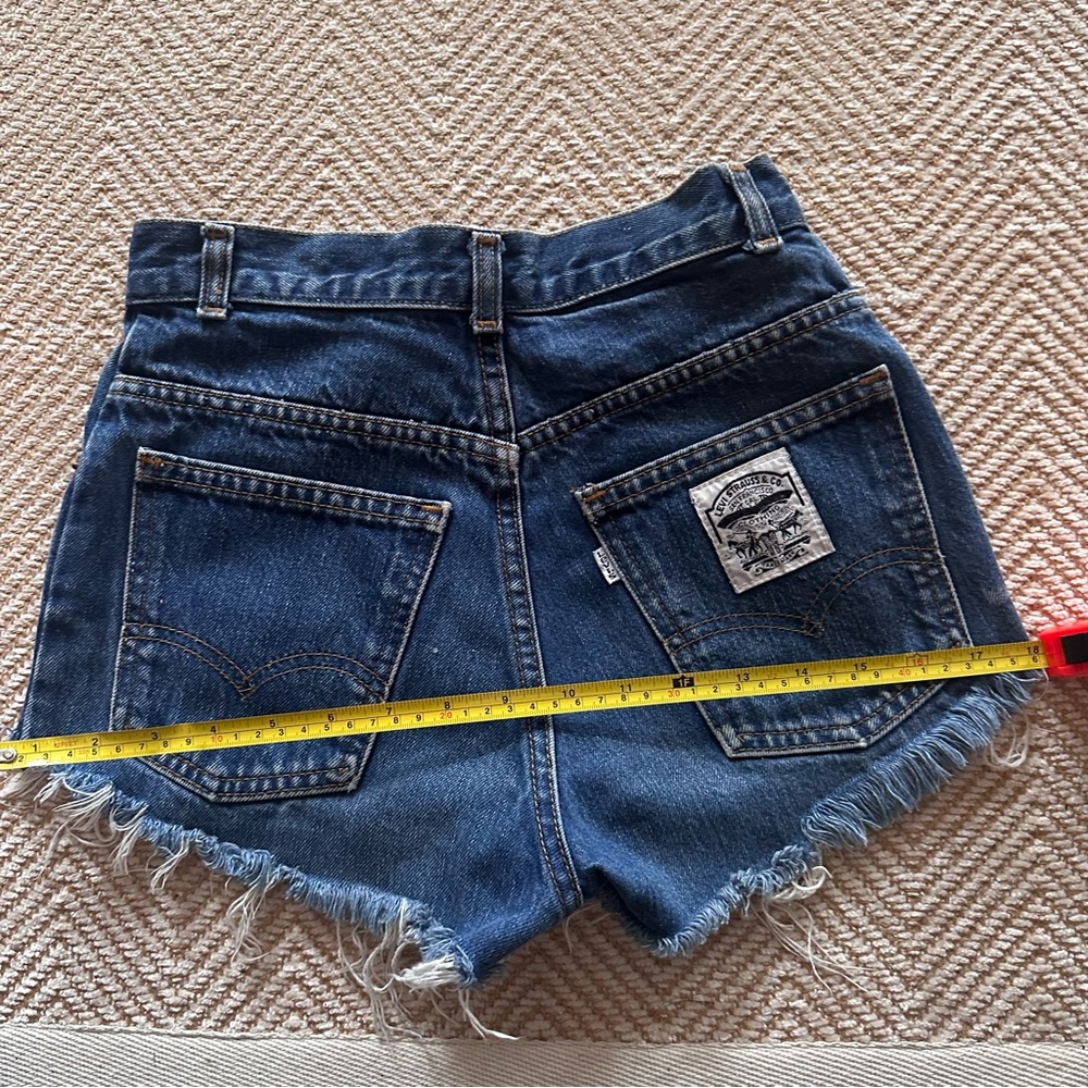 Vintage Levi’s white tab cut off shorts